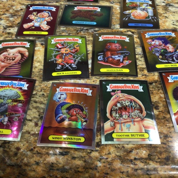 Set of  21 Garbage Pail Kids trading  cards that are complete to make puzzle. - Picture 7 of 9